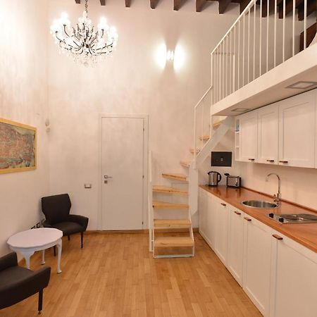 Izzhome City Center Cozy Cagliari Eksteriør billede