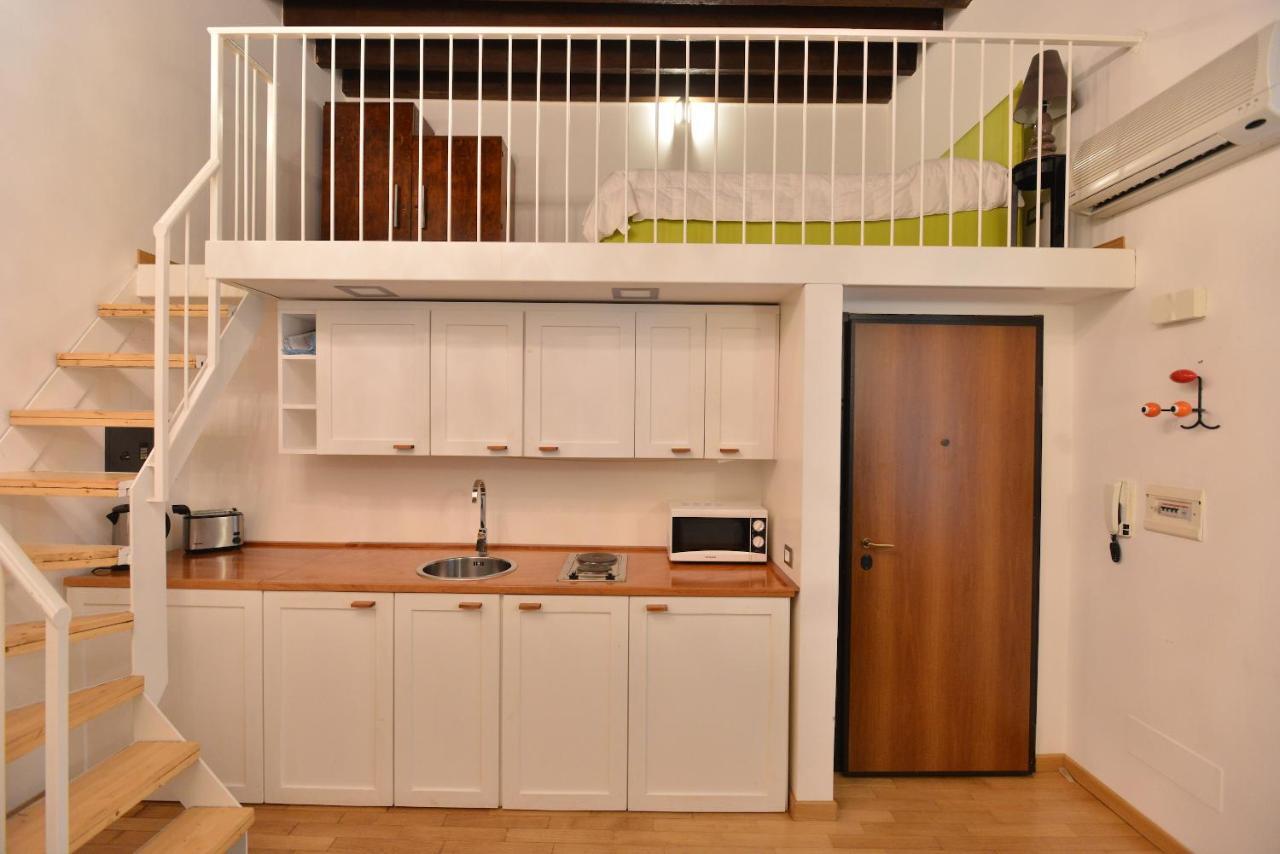 Izzhome City Center Cozy Cagliari Eksteriør billede