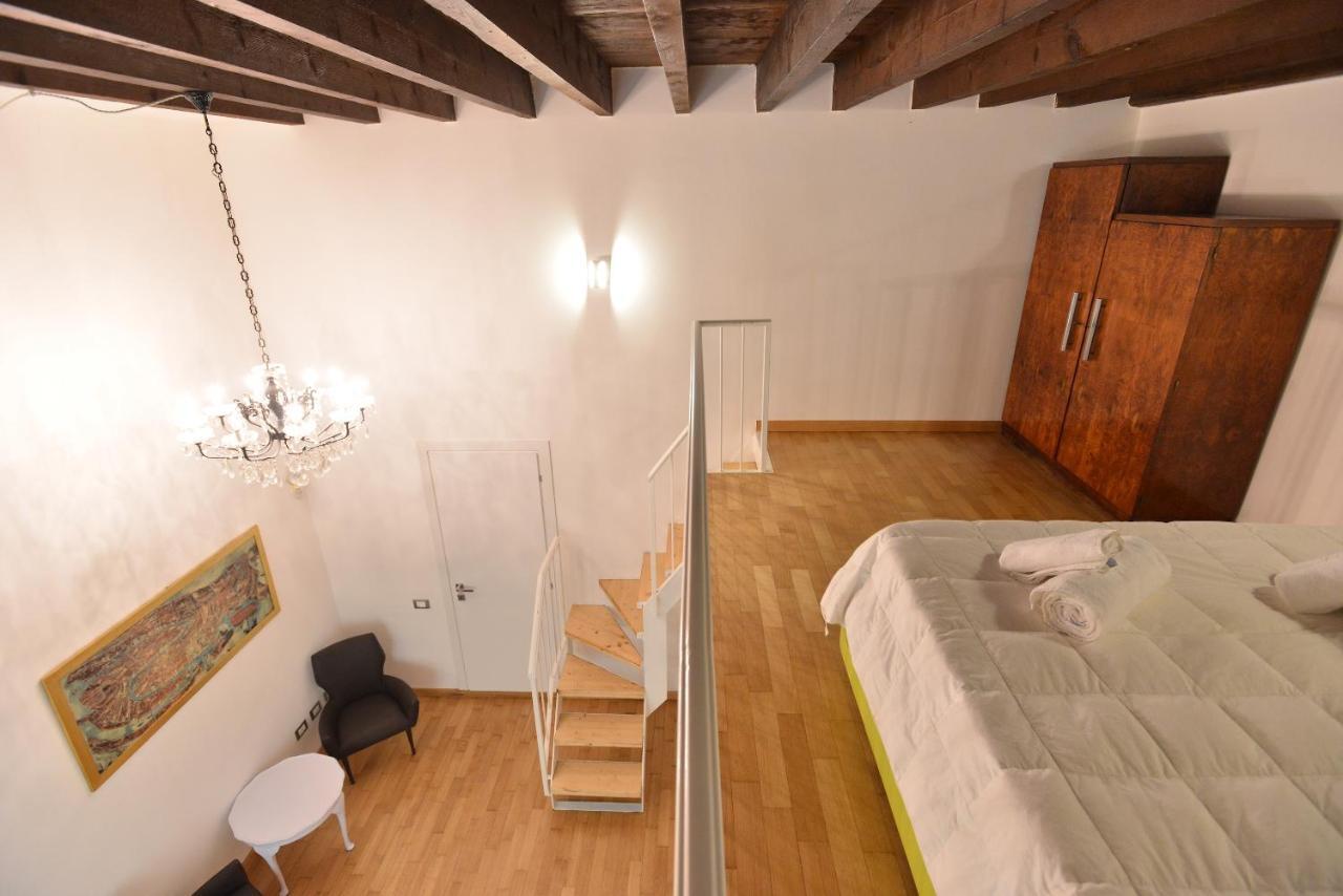Izzhome City Center Cozy Cagliari Eksteriør billede